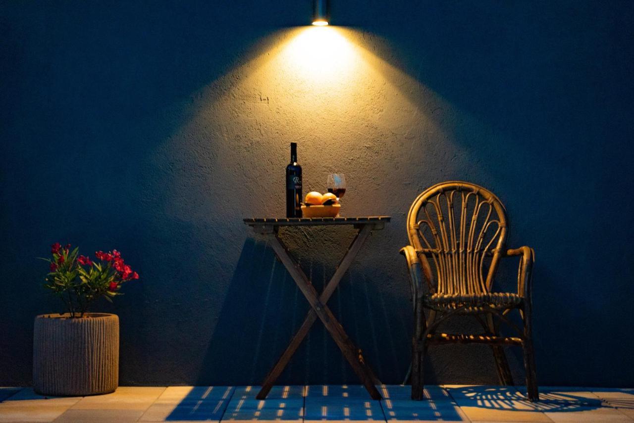 Apartments Mardesic コミジャ エクステリア 写真